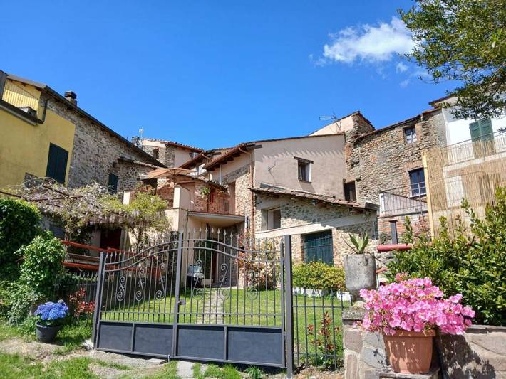 Appartamento per 2 persone, con Terrazza e Giardino a Aulla