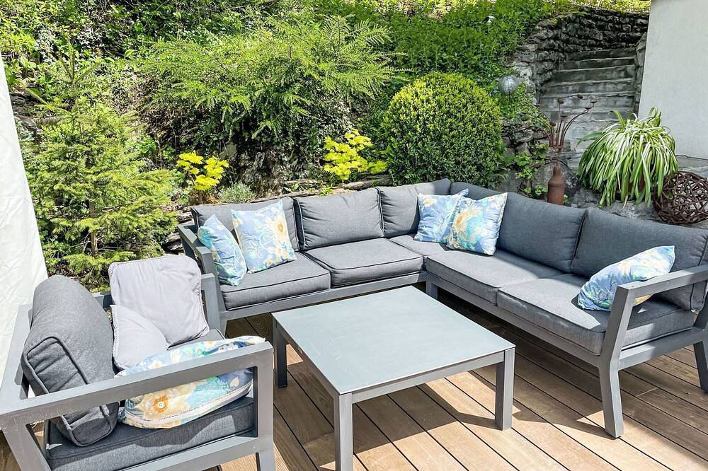 Magnifique maison de vacances privée avec Wifi, Tv, terrasse, animaux admis et vue panoramique in Schwendi b. Grindelwald, Grindelwald