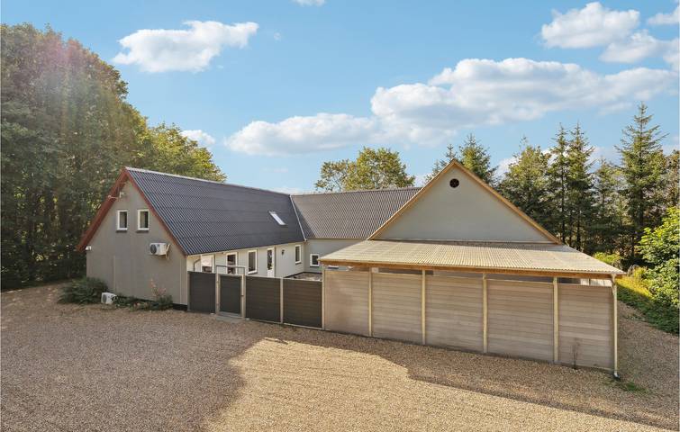 Ferienhaus für 16 Personen, mit Terrasse - 1