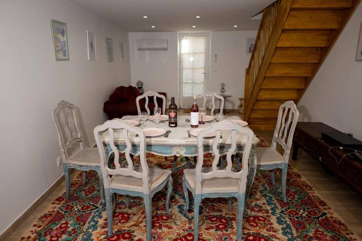 Location de vacances pour 4 personnes, avec piscine et jardin à Chillac - 2
