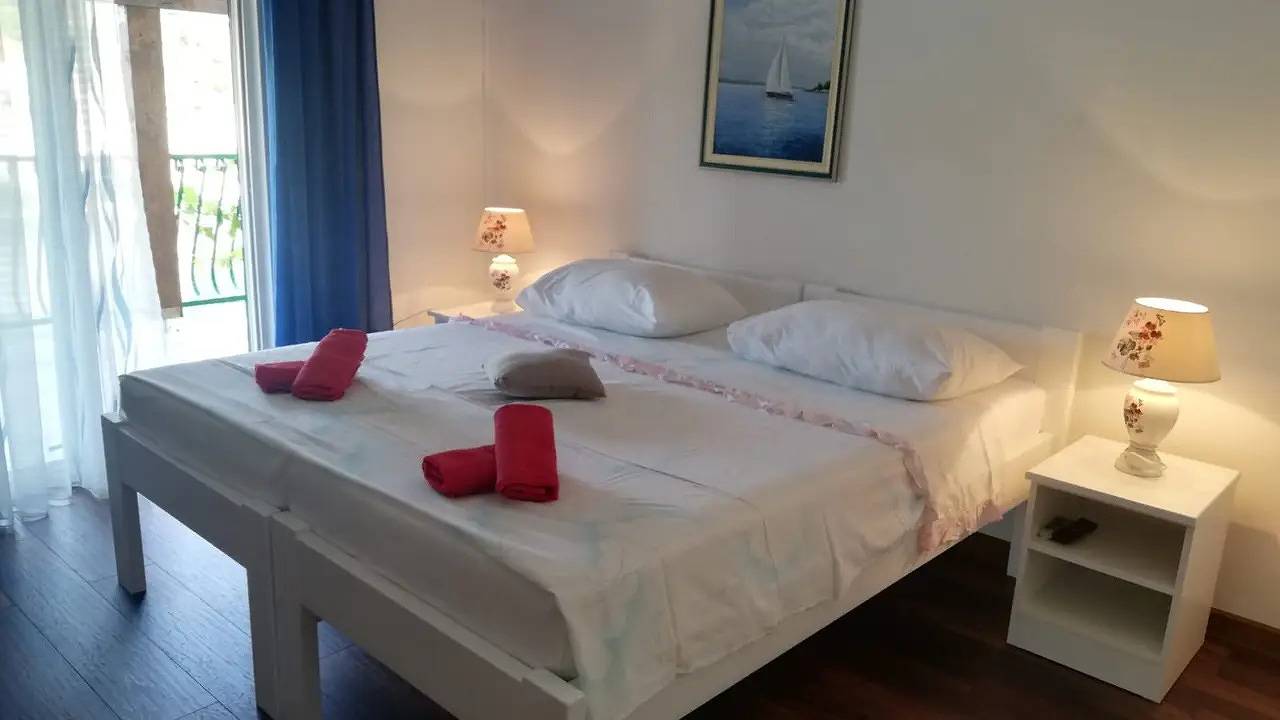 Ganze Ferienwohnung, Ferienwohnung für 4 Personen (46 m²) in Rogač in Rogac, Solta