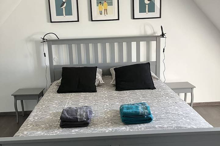 Location de vacances pour 15 personnes, avec jardin et terrasse à Ploulec'h - 4