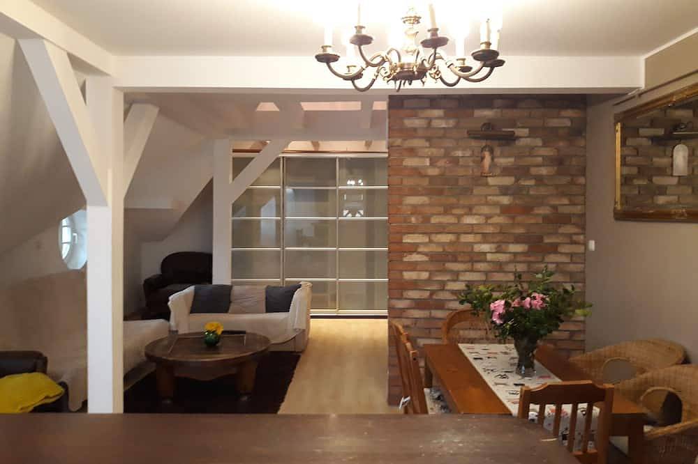 Ganze Wohnung, Cozy studio apartment for 6, in the center of Sopot - close to all attractions ! in Zoppot, Dreistadt