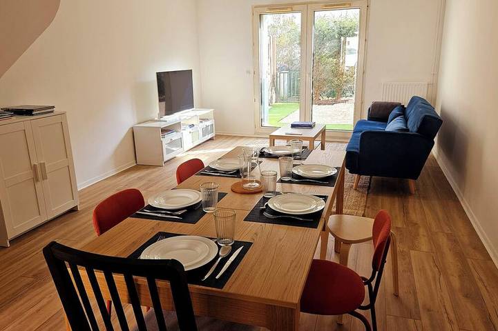 Holiday home for 8 people, with garden, with pets - 1