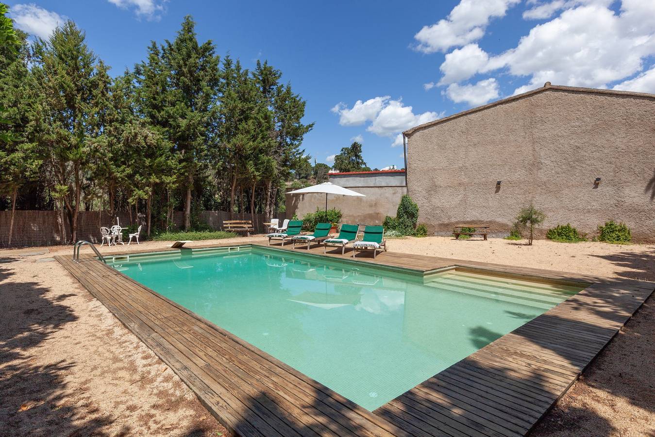 Casa rural "Masia del Siglo Xvi" con piscina privada y Wi-Fi in Vallbona, Interior de Barcelona