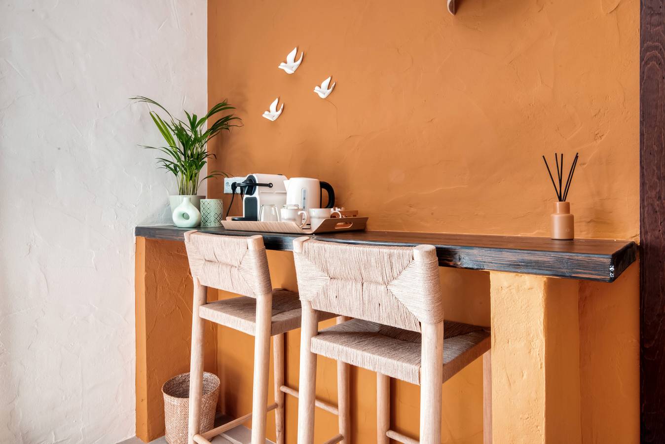 Room 'Ocre' with Mountain View, Wi-Fi and Air Conditioning in Adsubia, Alicante Inland