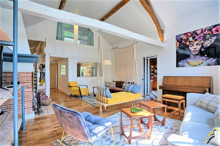 Gîte pour 12 personnes, avec piscine et jardin ainsi que terrasse et jacuzzi - 1