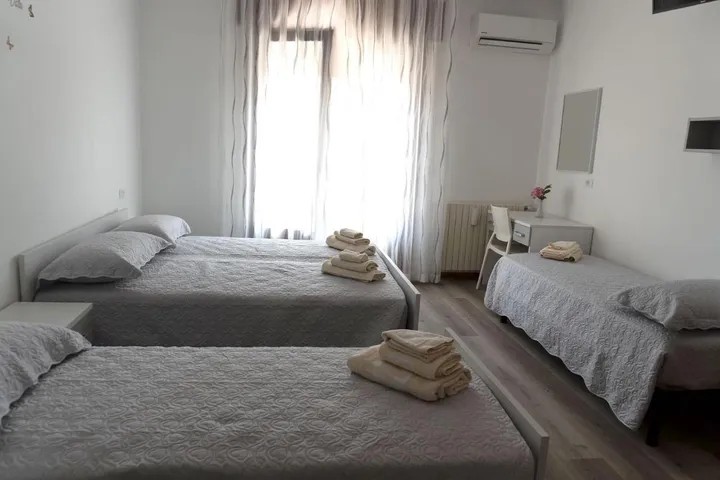 Casa de huéspuedes para 2 personas, con balcón - 1