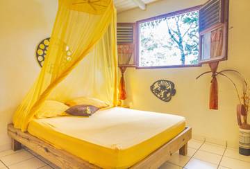 Vacation Apartment for 4 Guests in Deshaies, French West Indies, Picture 4