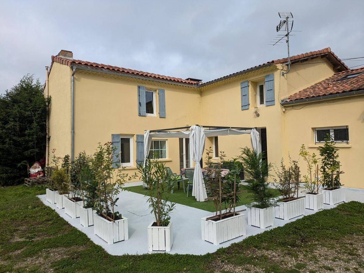 One-Bedroom House in Caudrot, Région de Langon