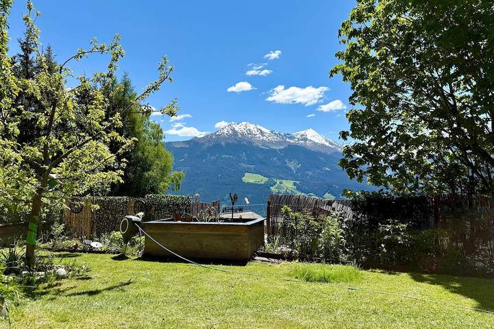 Ferienhaus für 10 Personen, mit Sauna und Balkon sowie Garten