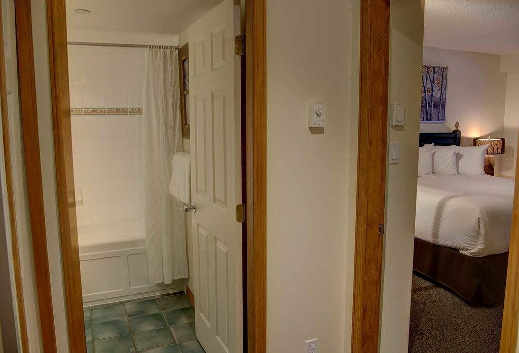 Ganze Wohnung, Prime Ski-in Ski-out Lage! Oberste Etage, Pool, Whirlpools, Grill in Whistler, Whistler Blackcomb