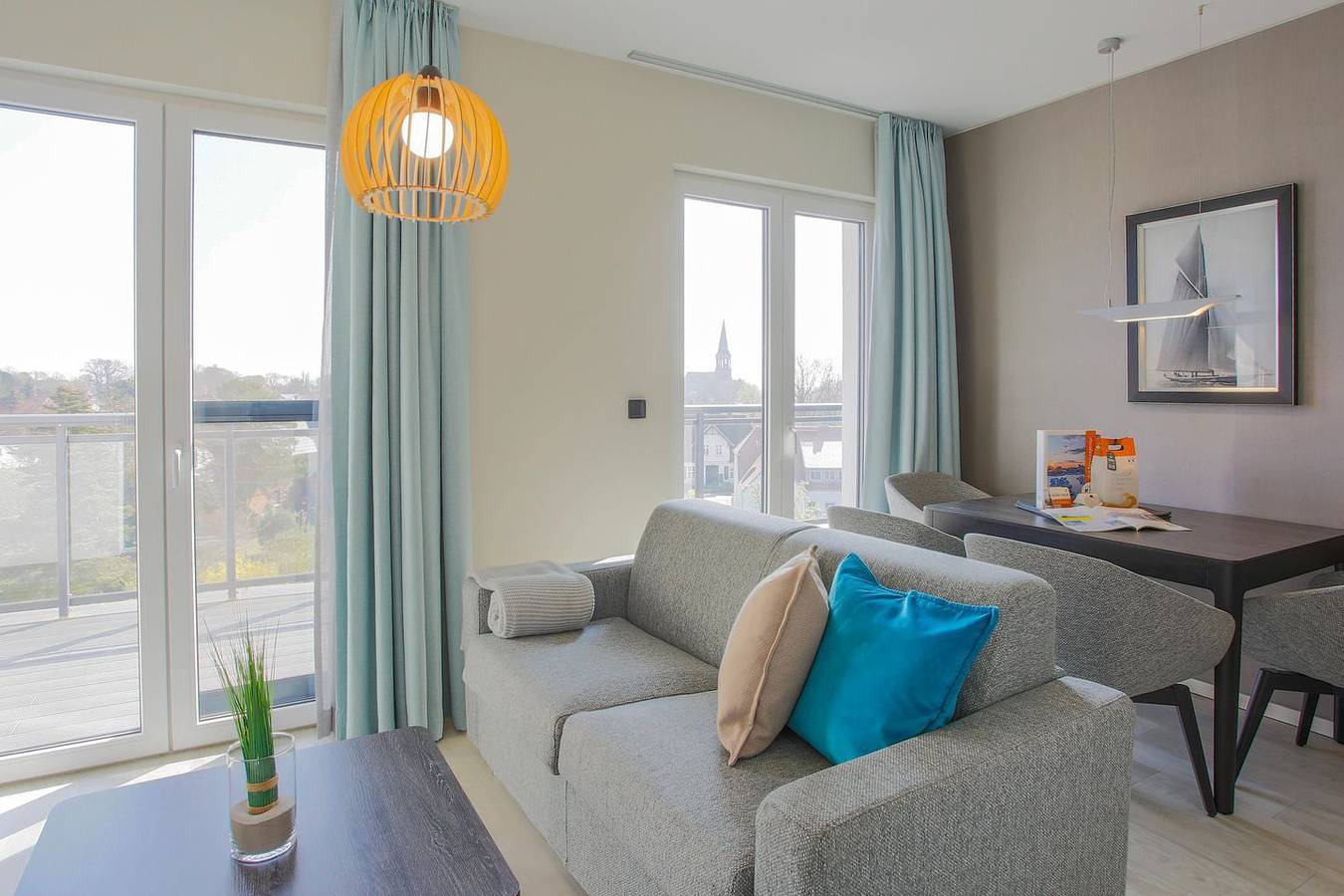 Ganze Wohnung, Ferienwohnung Sommerzeit mit Ostbalkon und Boddenblick in Wustrow, Fischland