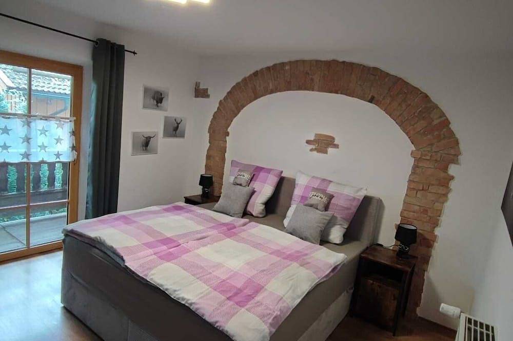 Ganze Wohnung, Ferienwohnung zum Wohlfühlen mit Schwedenofen und gemütlicher Wohnküche in Kienberg, Landkreis Traunstein