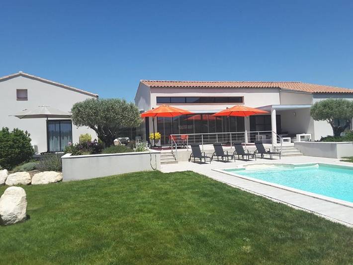 Maison d’hôte pour 2 personnes, avec vue ainsi que piscine et jardin à Cavaillon - 2