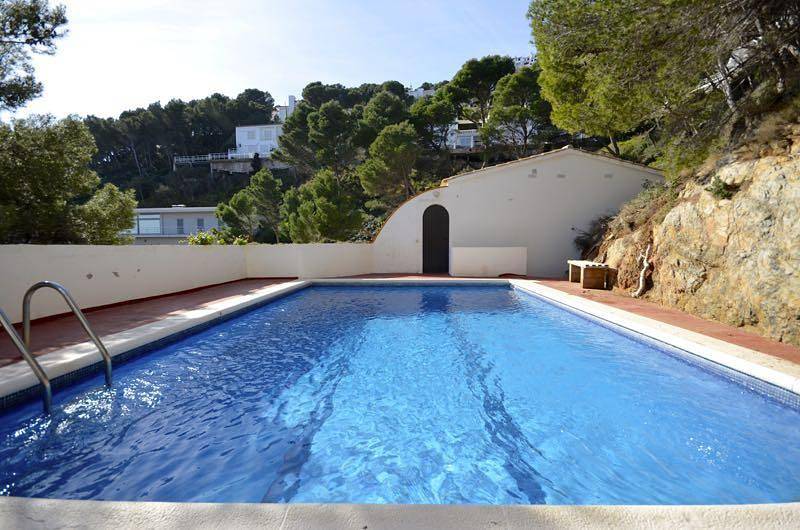 Ganze Wohnung, Holiday rental apartment with swimming pool in Begur, Sa Tuna in sa Tuna, Begur