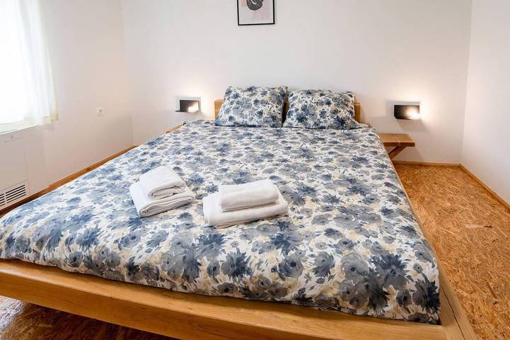 Beautiful home in Otocac in Lika-Senj