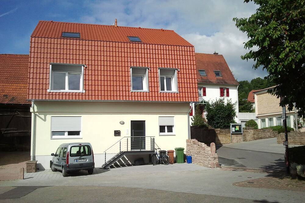Ganze Wohnung, Herzlich Willkommen  Großzügig geschnittene Ferienwohnung für 1-5 Person in Bammental, Kraichgau