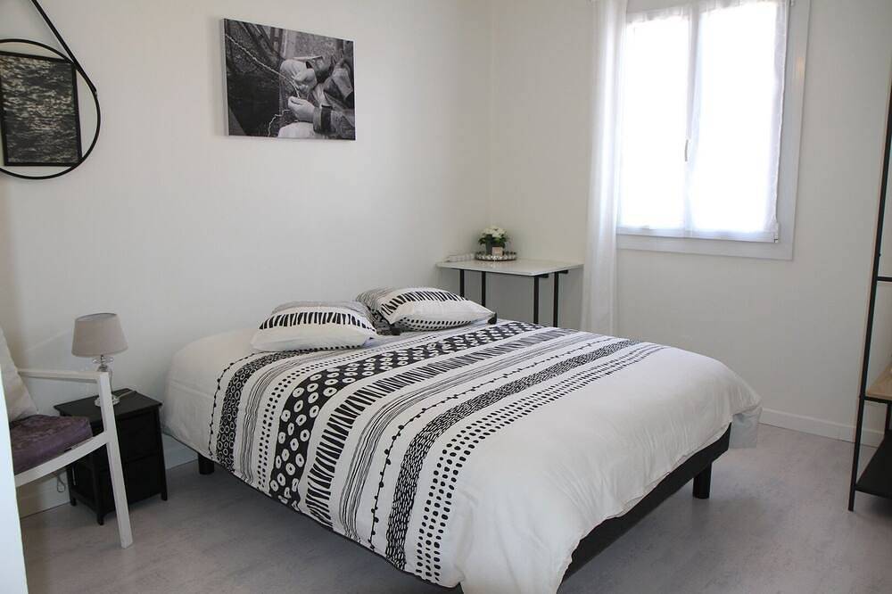 Casa Felice: Spa, pretty garden and house in the South of France in Thuir, Region de Perpignan