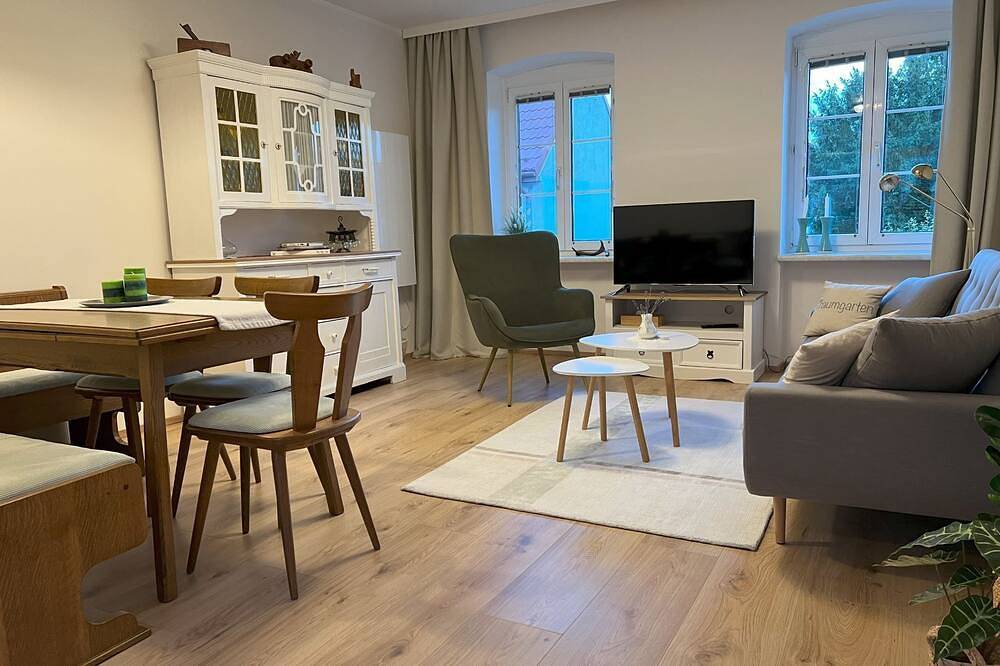 Ganze Wohnung, Gemütliches Ferienhaus (100qm)mit großem Garten in Hautzendorf, Mistelbach (Niederösterreich)