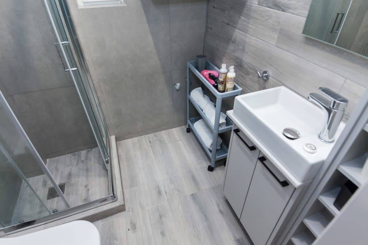 Estudio entero, Stylish New Studio by the Hilton District in Sección central de Atenas, Atenas