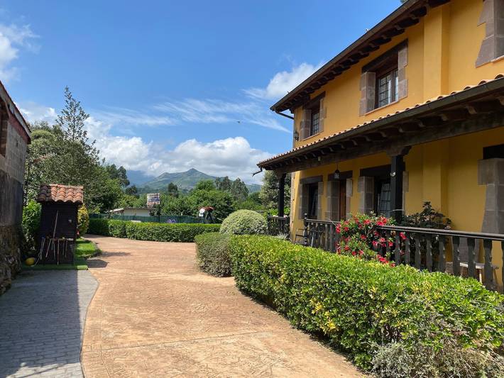 Casa rural para 6 personas, con Jardín en Costa de Cantabria