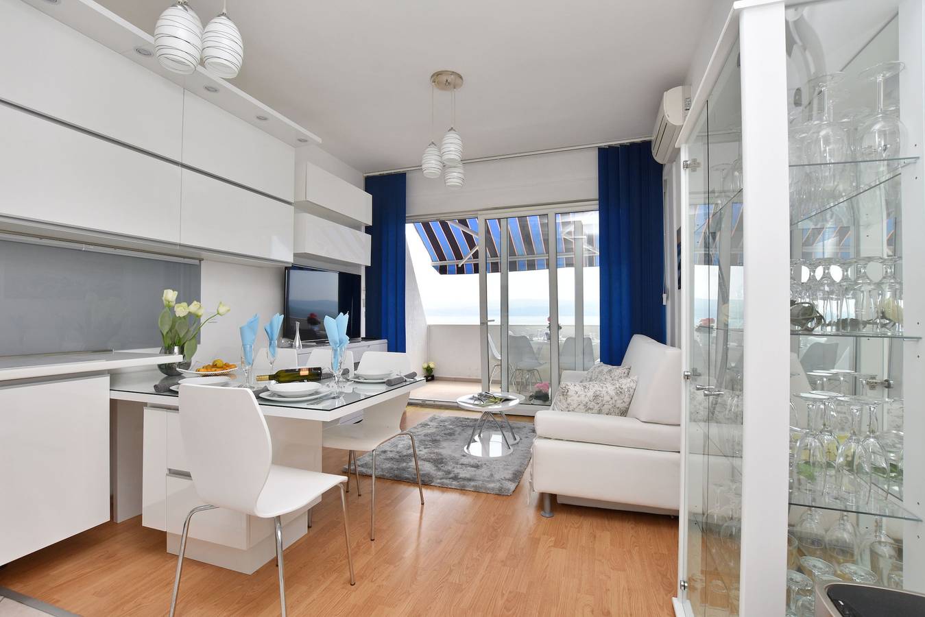 Ganze Wohnung, Apartment Anja in Jesenice, Omis-Riviera