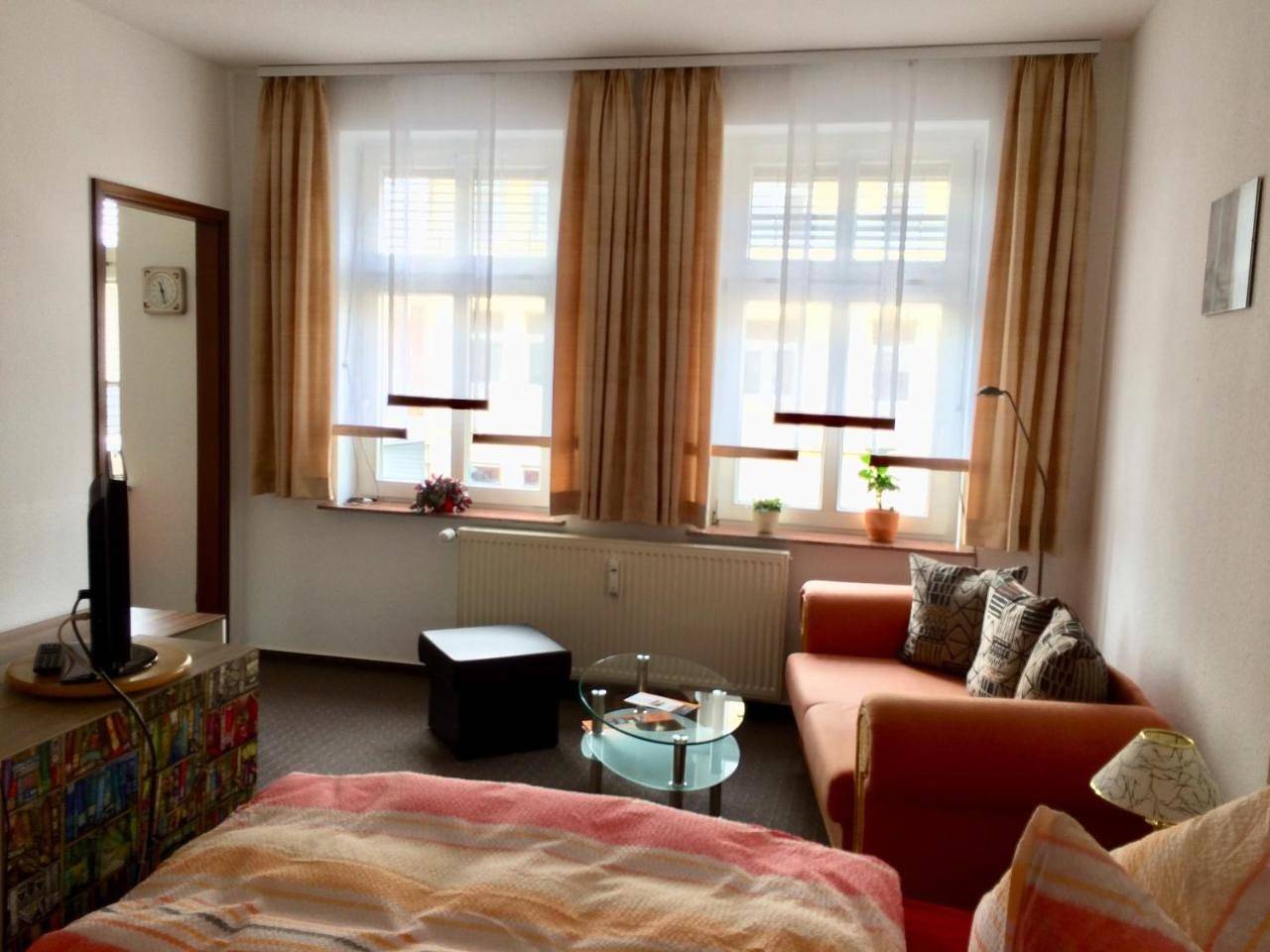 Ganze Wohnung, Apartment with Shower in Wittenberge, Prignitz