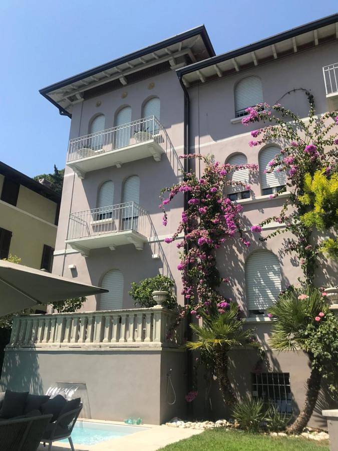 Villa für 12 Personen, mit Garten und Pool sowie Seeblick und Ausblick am Gardasee - 4