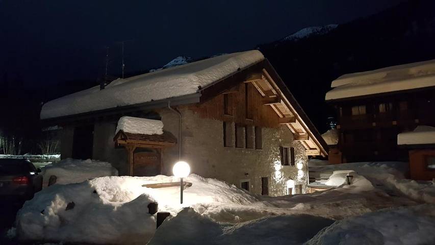 Chalet per 6 persone, con Giardino e Panorama a Madonna di Campiglio
