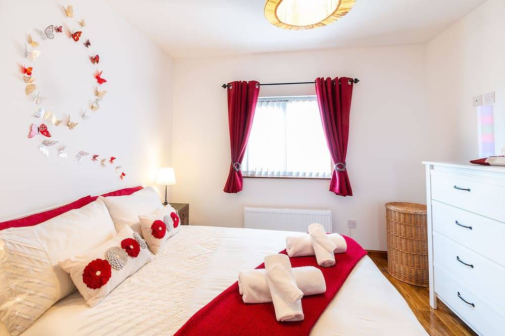 The Boathouse has fantastic country views near spectacular coastal walks in Aberdeenshire