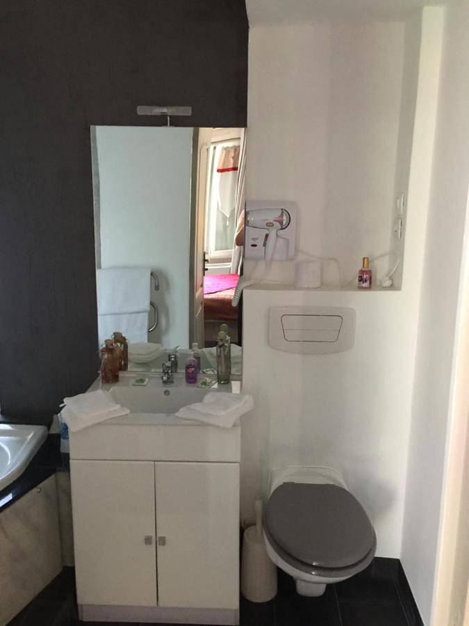 Location de vacances pour 2 personnes, avec Terrasse et Vue à Andryes - 3