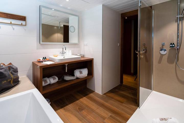Hôtel pour 3 personnes, avec vue et piscine ainsi que sauna et jardin, animaux acceptés à Illhaeusern - 4