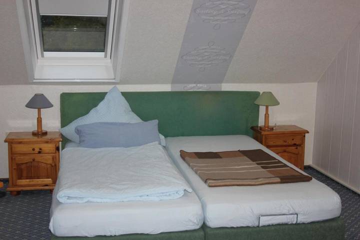 Ferienhaus für 2 Personen, mit Terrasse und Garten in Nordenham - 3
