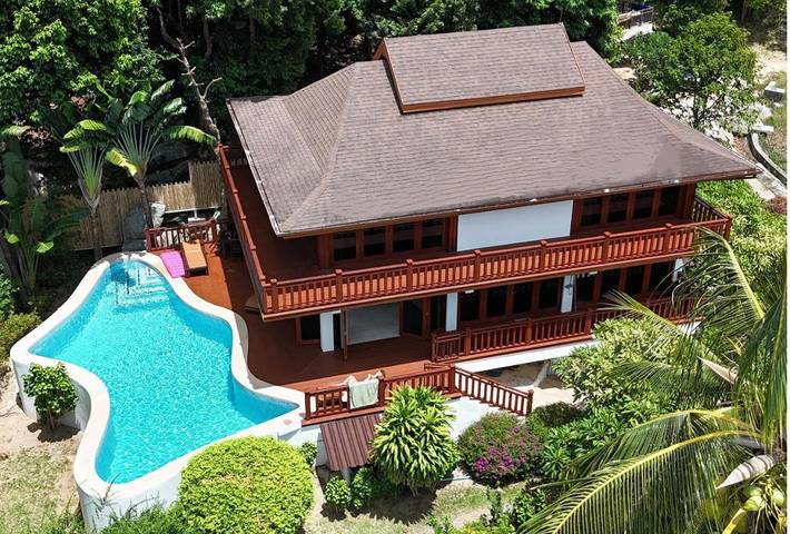Casa de vacaciones para 8 personas, con vistas además de piscina y jardín en Koh Phangan