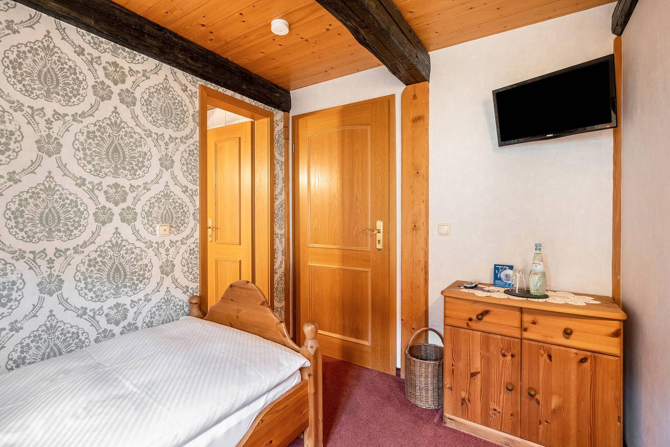 Zimmer 'Einzelzimmer 4' mit Gemeinschaftsgarten und Wi-Fi in Coswig, Meißen Region