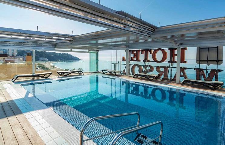 Hôtel pour 2 personnes, avec sauna et piscine ainsi que terrasse et jacuzzi