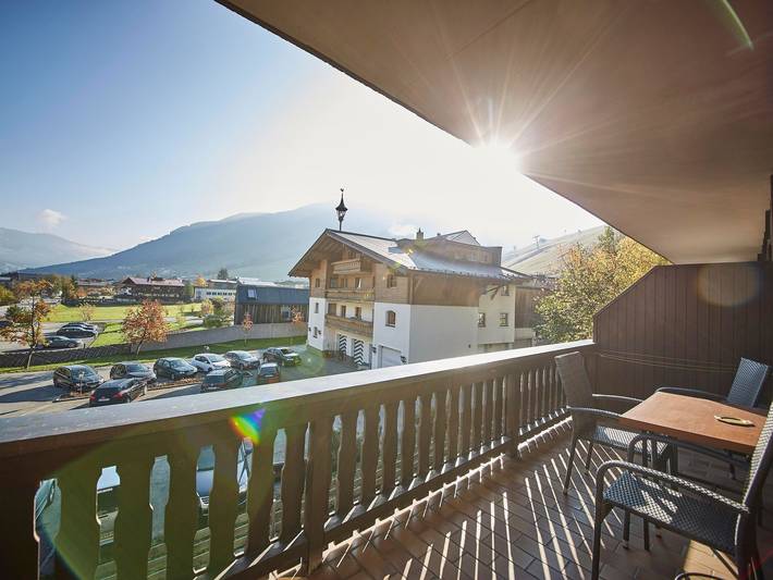 Ferienwohnung für 4 Personen, mit Balkon, kinderfreundlich