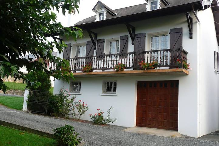 Gîte pour 4 personnes, avec jardin et balcon à Ordiarp
