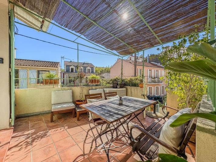 Gîte pour 4 personnes, avec terrasse et vue, animaux acceptés dans Le Mourillon - 2