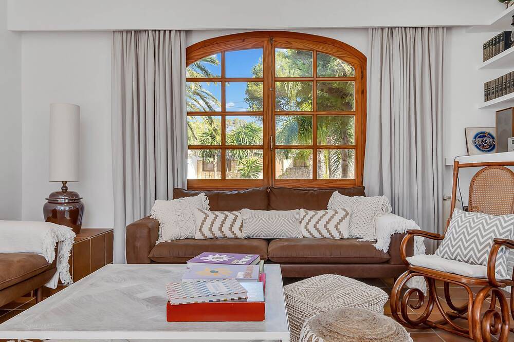 Villa Enri · 4Br Villa & Optional 2Br Guest in Parcent, Costa Blanca