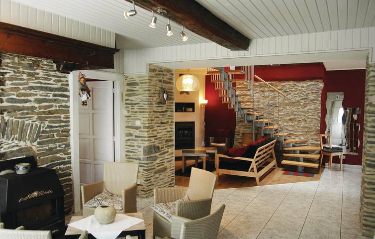 Location de vacances pour 12 personnes, avec jardin et terrasse, adapté aux familles au Province de Luxembourg - 2