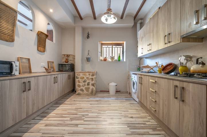 Casa Rural La Creu en la montaña con terraza in Vall de Gallinera, Interior de Alicante