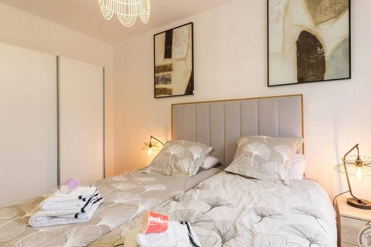Gîte pour 6 personnes, avec Terrasse et Jardin à Portbail - 3