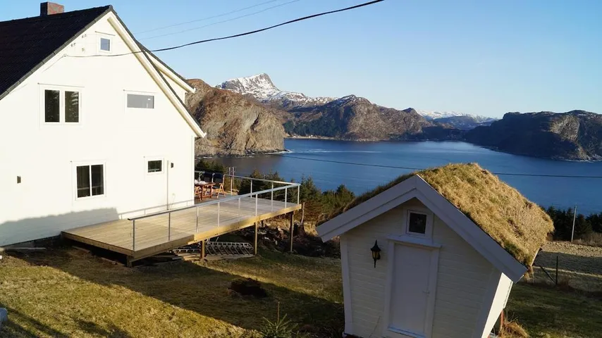 Ferienhaus für 7 Personen, mit Garten und Ausblick sowie Terrasse - 1