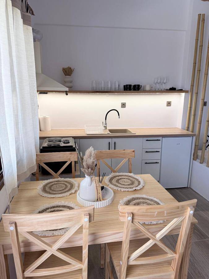 Gîte pour 5 personnes, avec Balcon ainsi que Terrasse et Vue dans Κανάλα - 3
