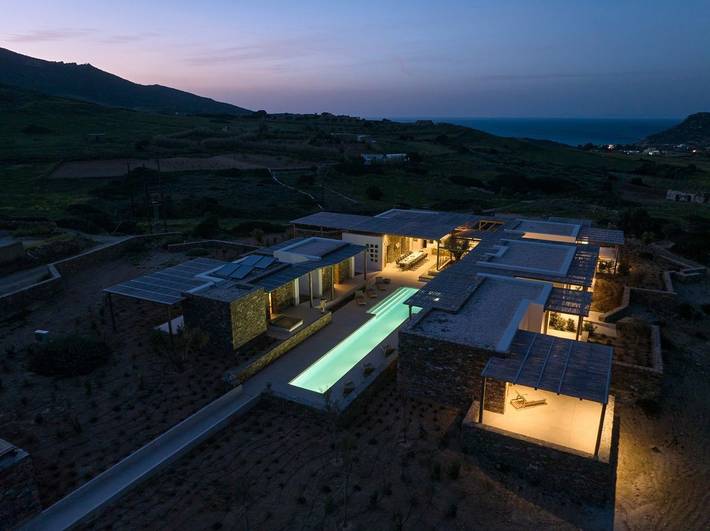 Art Villa in Kampos with 7 bedrooms and 7 bathrooms in Antiparos