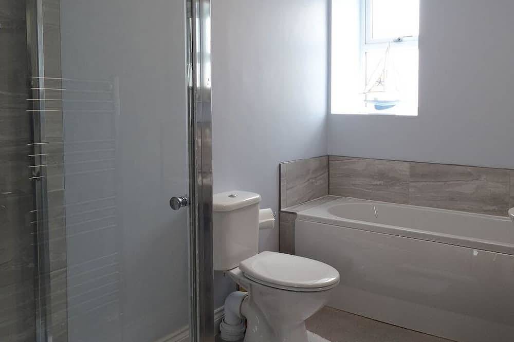 2 Carlton Mews, family friendly, country holiday cottage in Exmouth in Exmouth, Devon