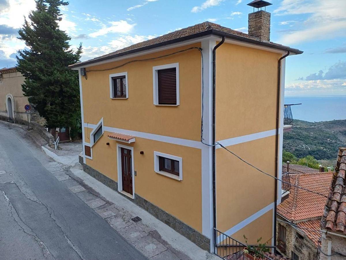 Double Room with Private Bathroom in Pollica, Cilento Coast