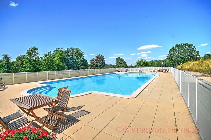 Gîte pour 3 personnes, avec Piscine à Les Forges - 4